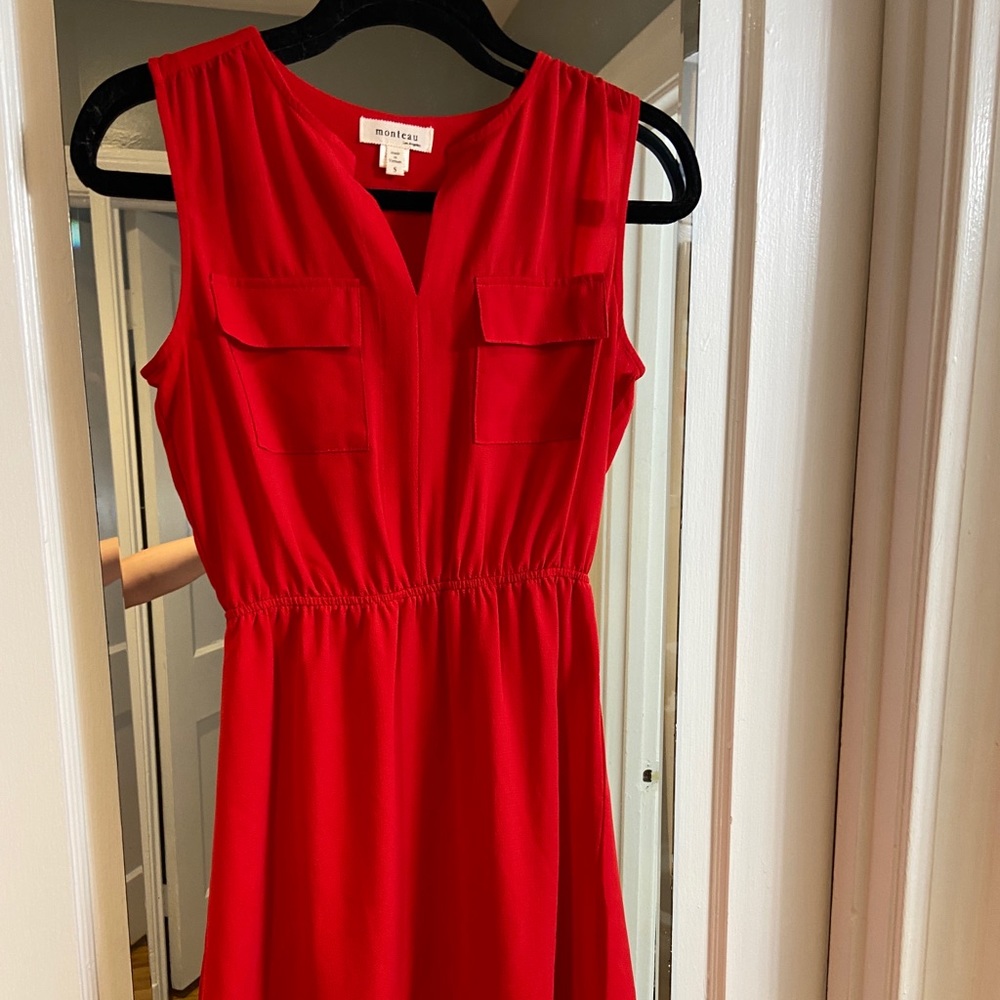Red Sleeveless Dress